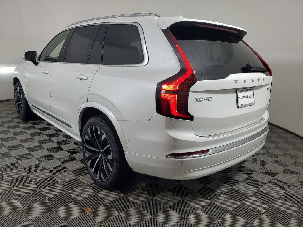 New 2026 Volvo XC90 T8 Ultra w/ Protection Package Premier image 4