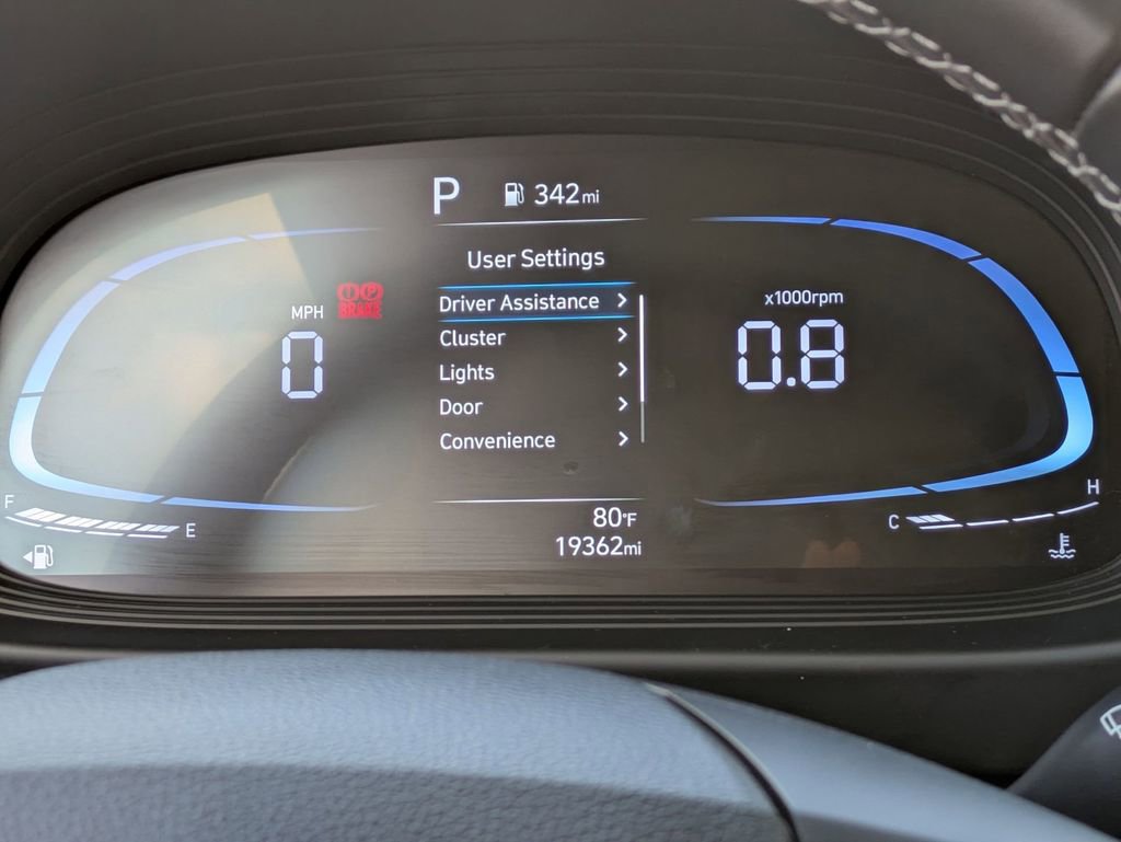 Used 2025 Hyundai Venue SEL image 22