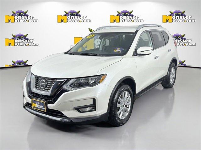 Used 2020 Nissan Rogue SV image 1
