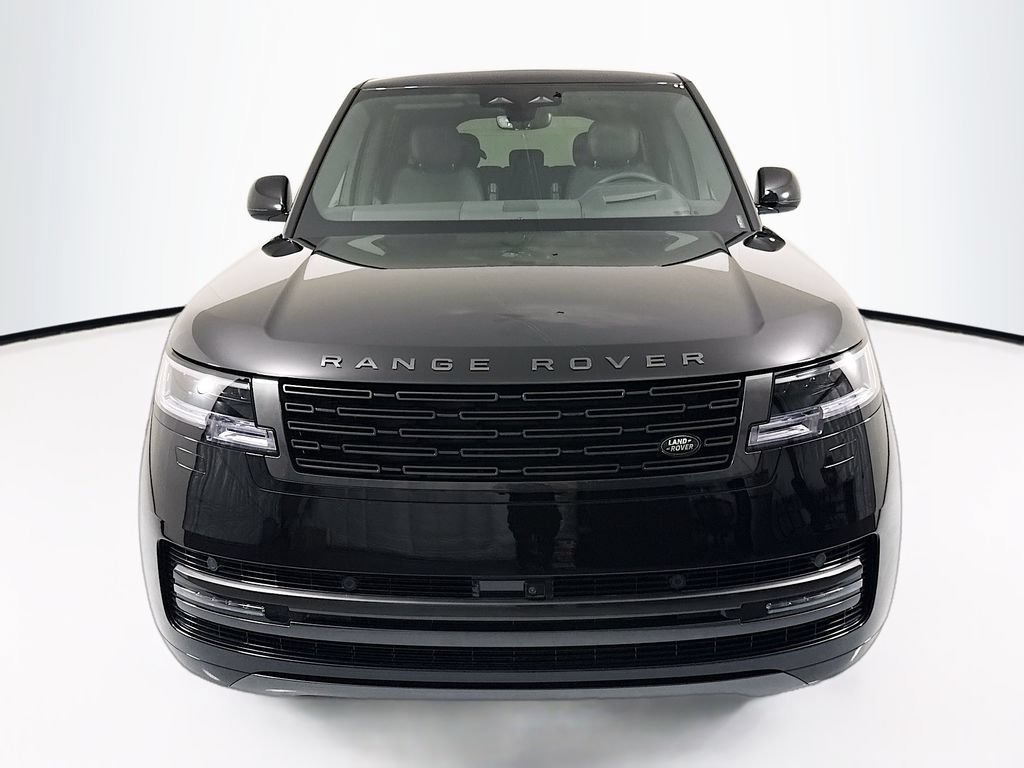 New 2026 Land Rover Range Rover Long Wheelbase SE AWD/4WD image 2