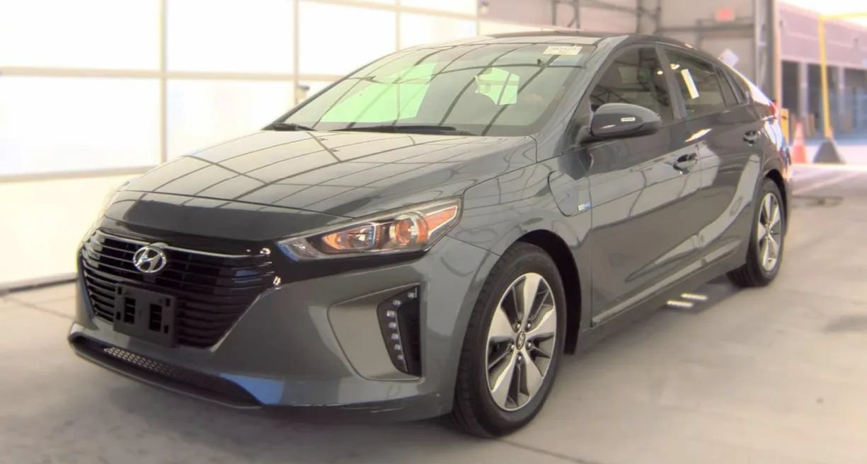 Used 2018 Hyundai Ioniq Plug-In Hybrid