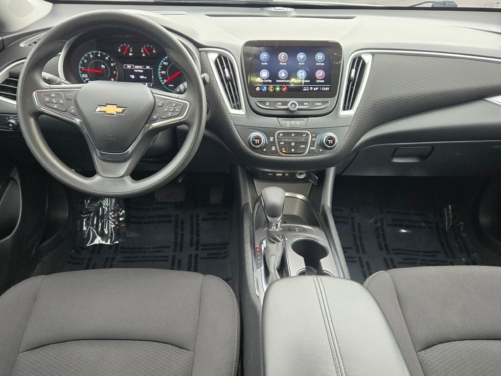 Used 2024 Chevrolet Malibu LT FWD image 18