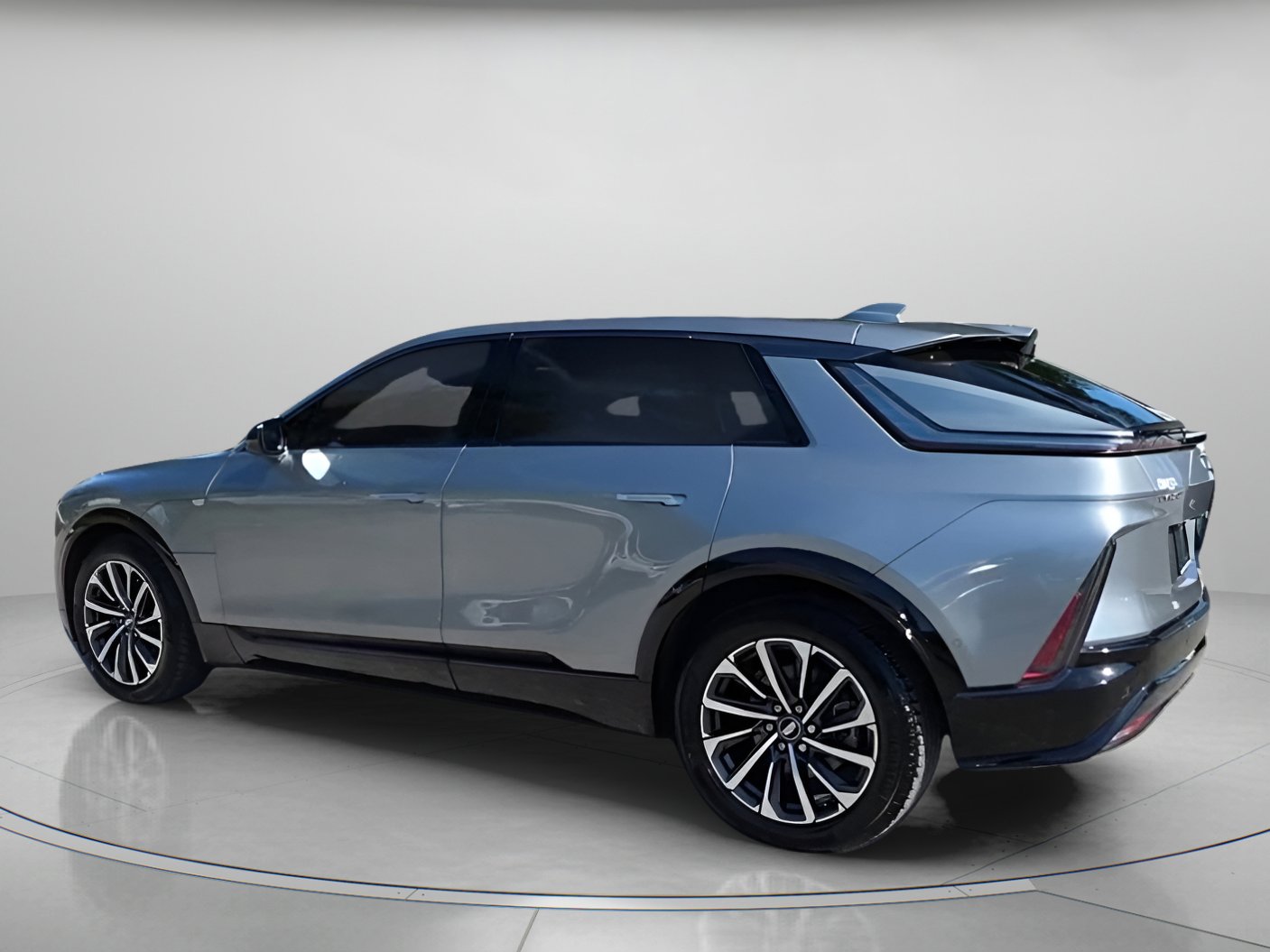 Used 2024 Cadillac Lyriq Sport image 20