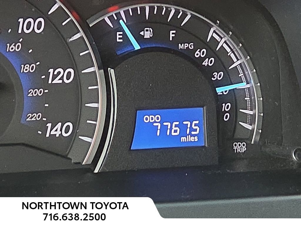 Used 2014 Toyota Camry XLE image 17