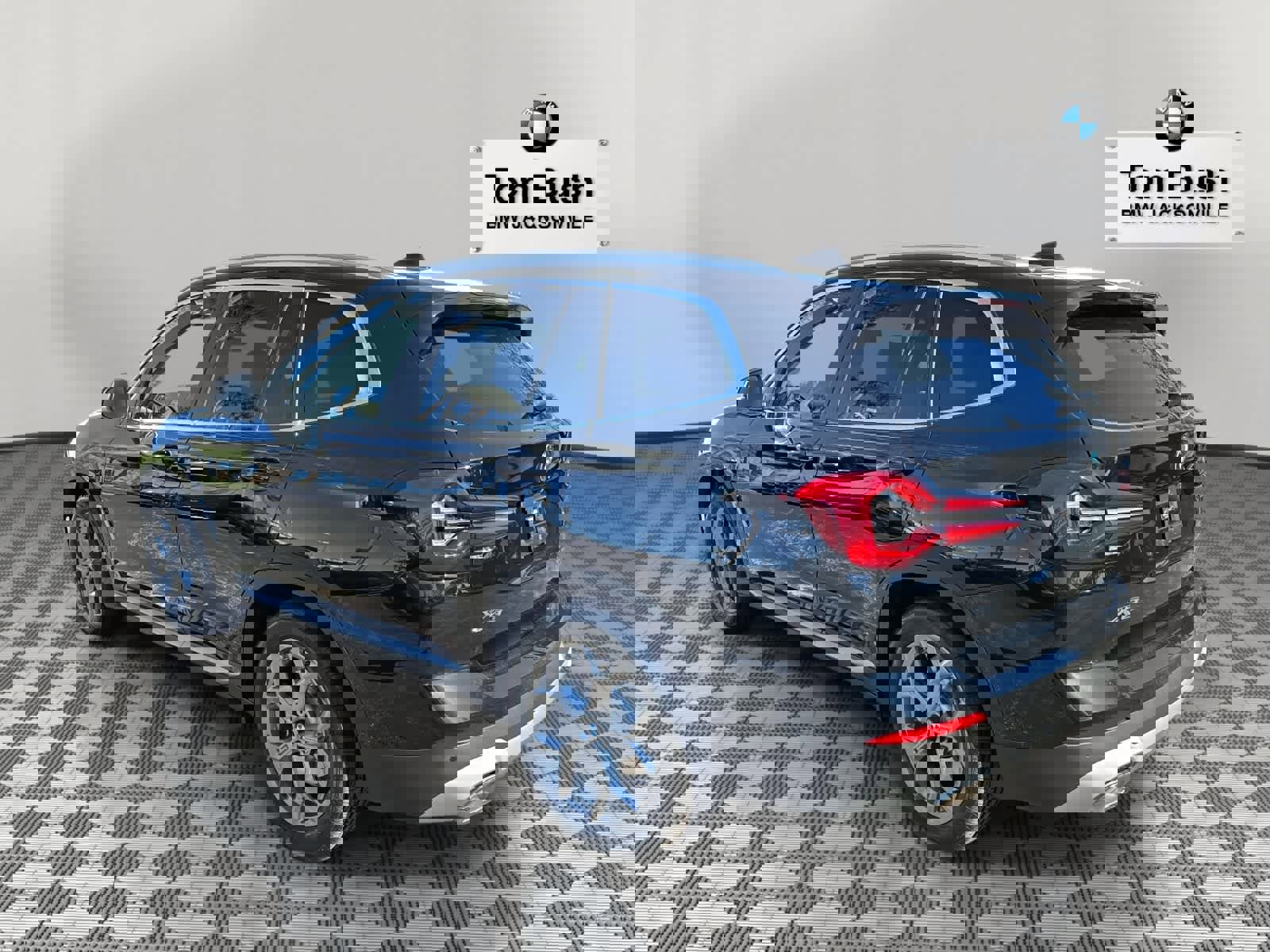 Certified 2022 BMW X3 sDrive30i w/ Premium Package 2 image 5