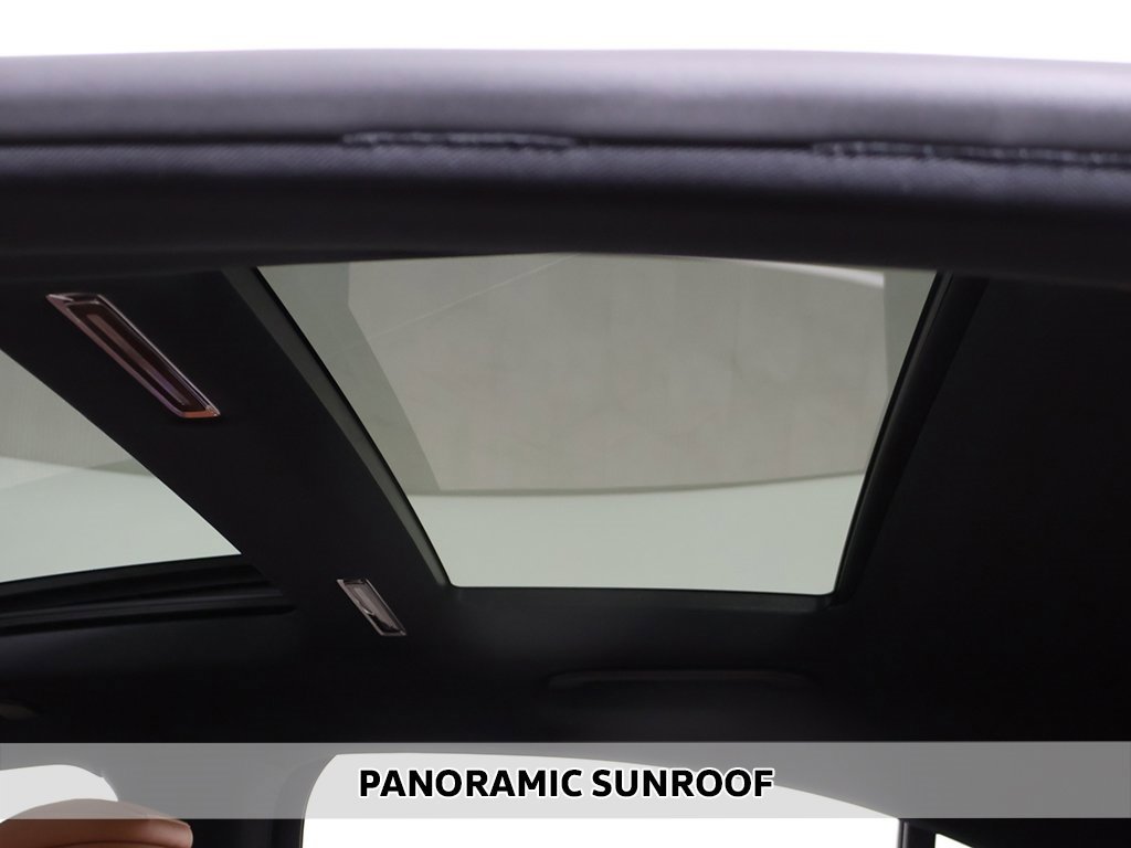 Used 2023 Mercedes-Benz S 500 S 500 image 4