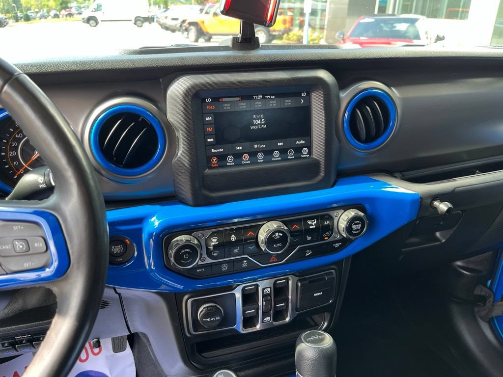 Used 2021 Jeep Gladiator Sport AWD/4WD image 11