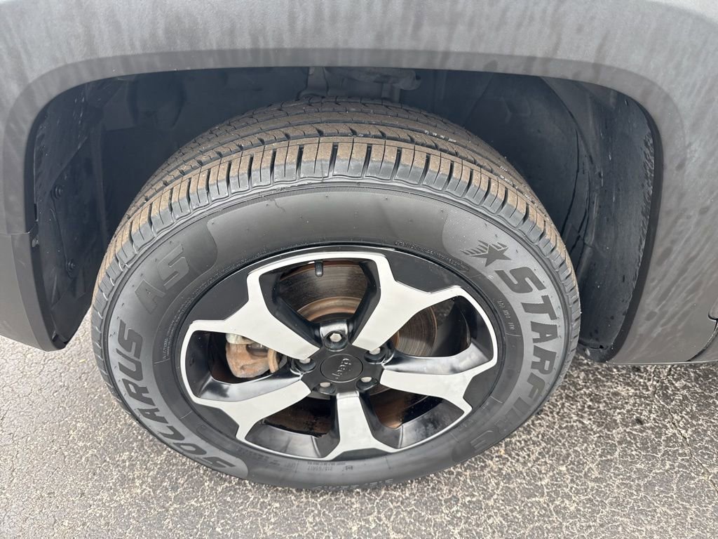 Used 2020 Jeep Renegade Trailhawk w/ Premium Leather Group image 9