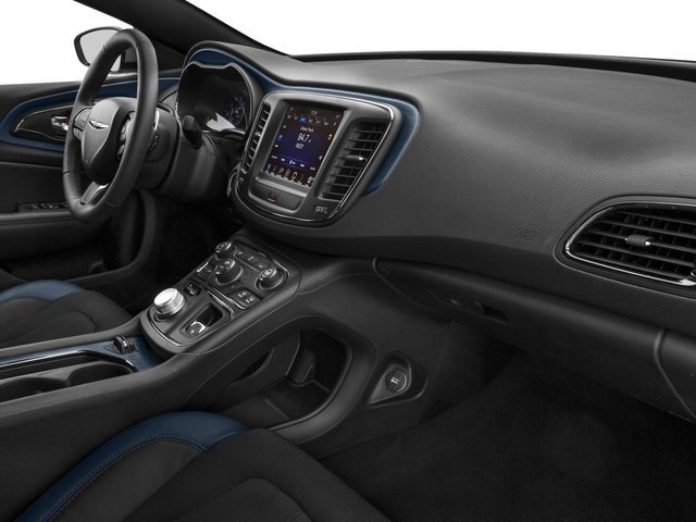 Used 2016 Chrysler 200 S FWD image 19