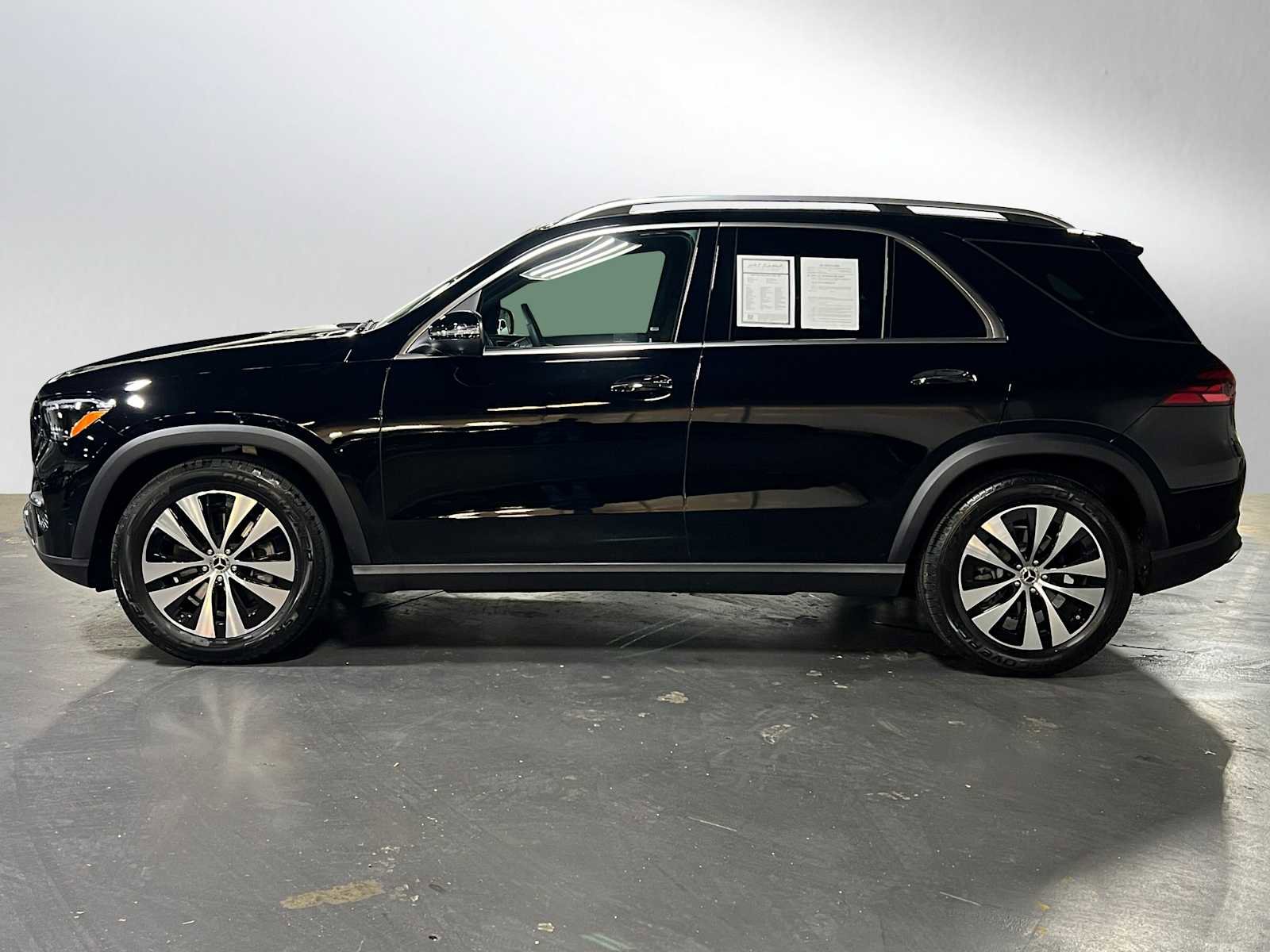 Used 2025 Mercedes-Benz GLE 350 4MATIC image 7