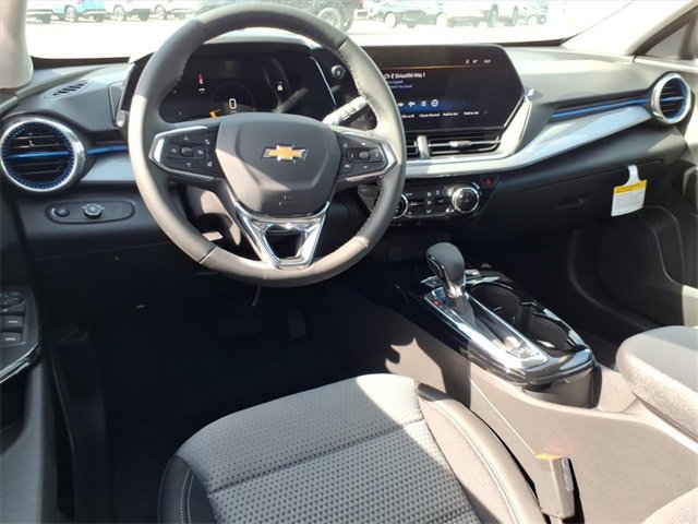 New 2026 Chevrolet Trax LT w/ Driver Confidence Package image 8