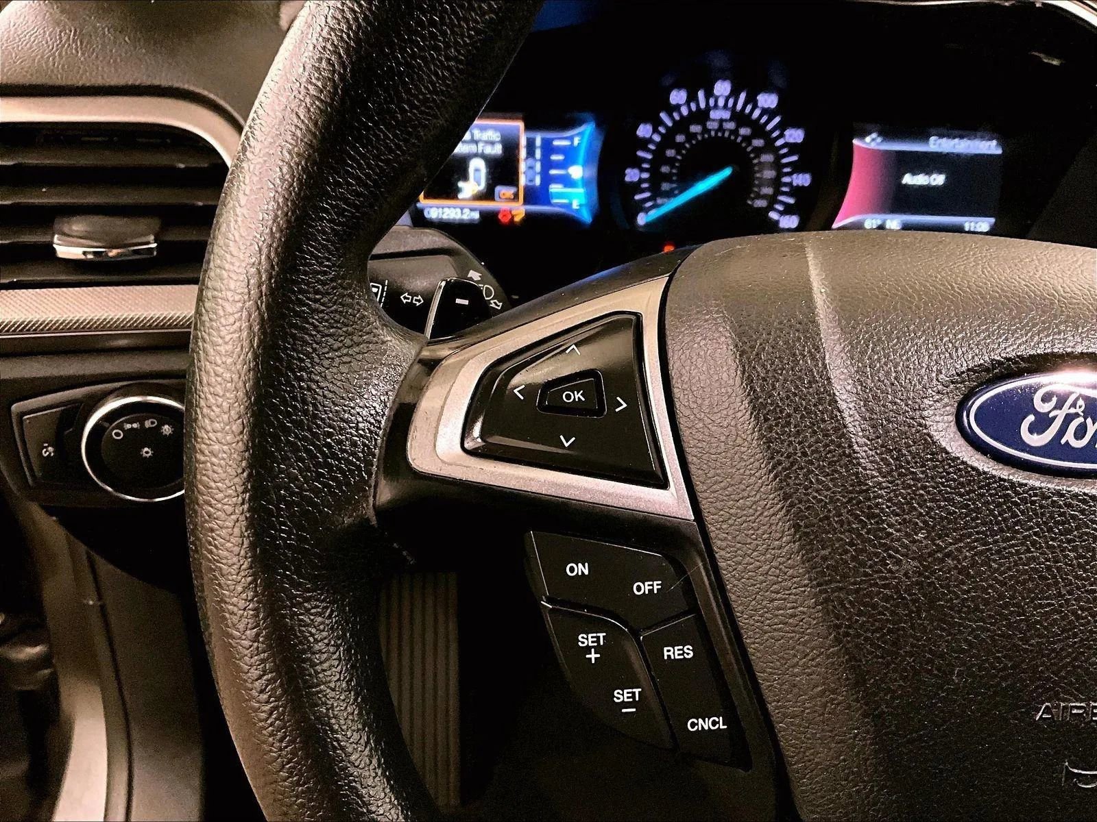 Used 2019 Ford Fusion SE AWD/4WD image 18