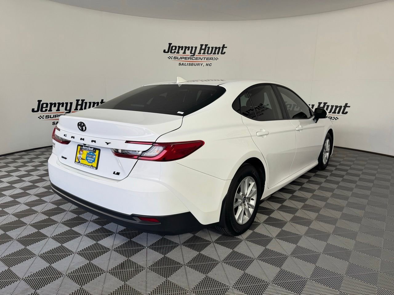 Used 2026 Toyota Camry LE FWD image 6