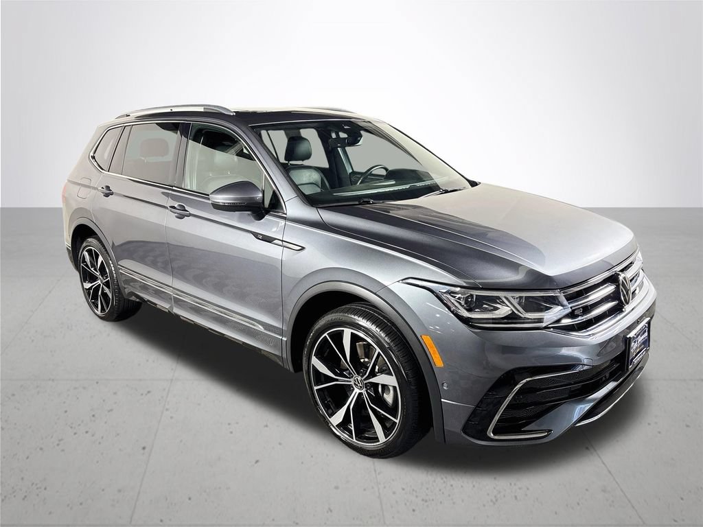Certified 2023 Volkswagen Tiguan SEL R-Line AWD/4WD image 4