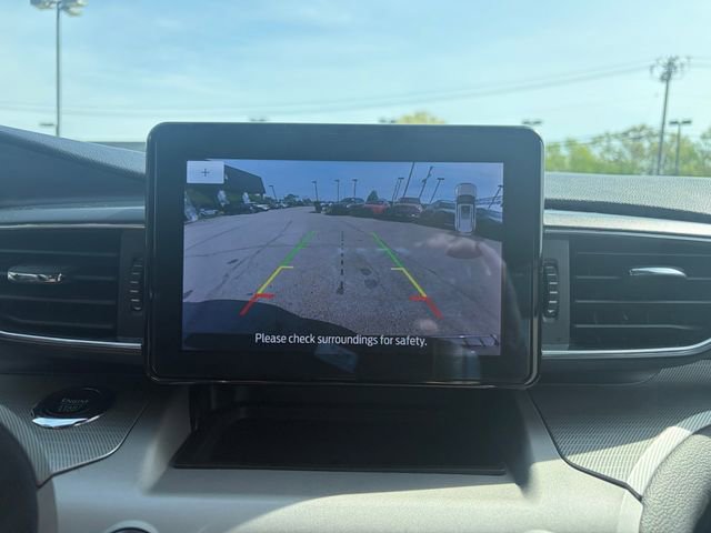 Used 2023 Ford Explorer XLT w/ Equipment Group 202A image 26