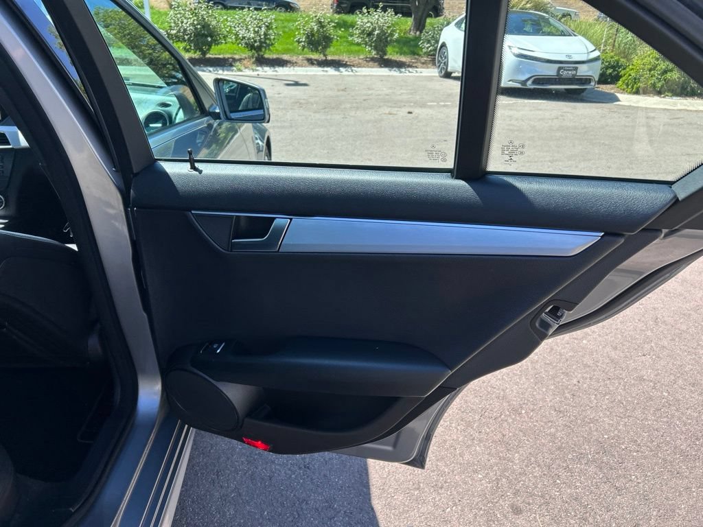Used 2014 Mercedes-Benz C 250 Sedan image 14