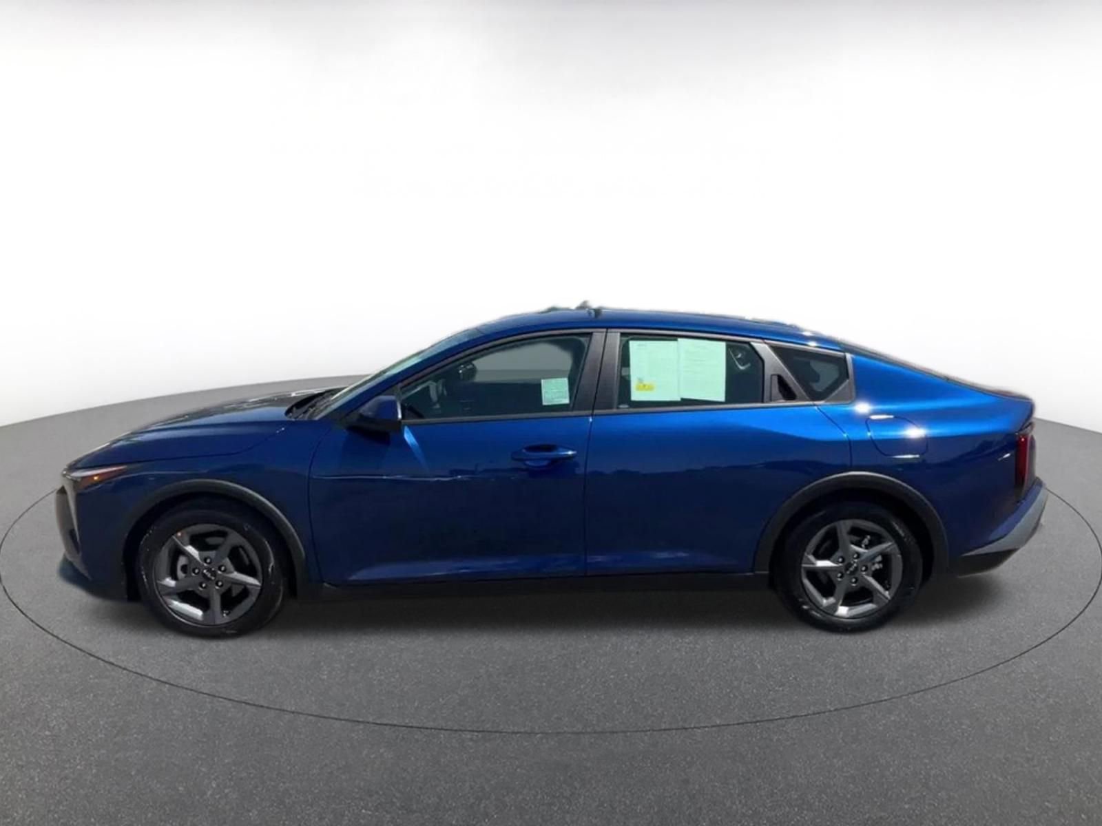 Used 2025 Kia K4 FWD image 9