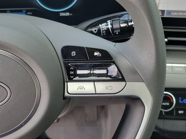 Used 2024 Hyundai Elantra SEL image 24