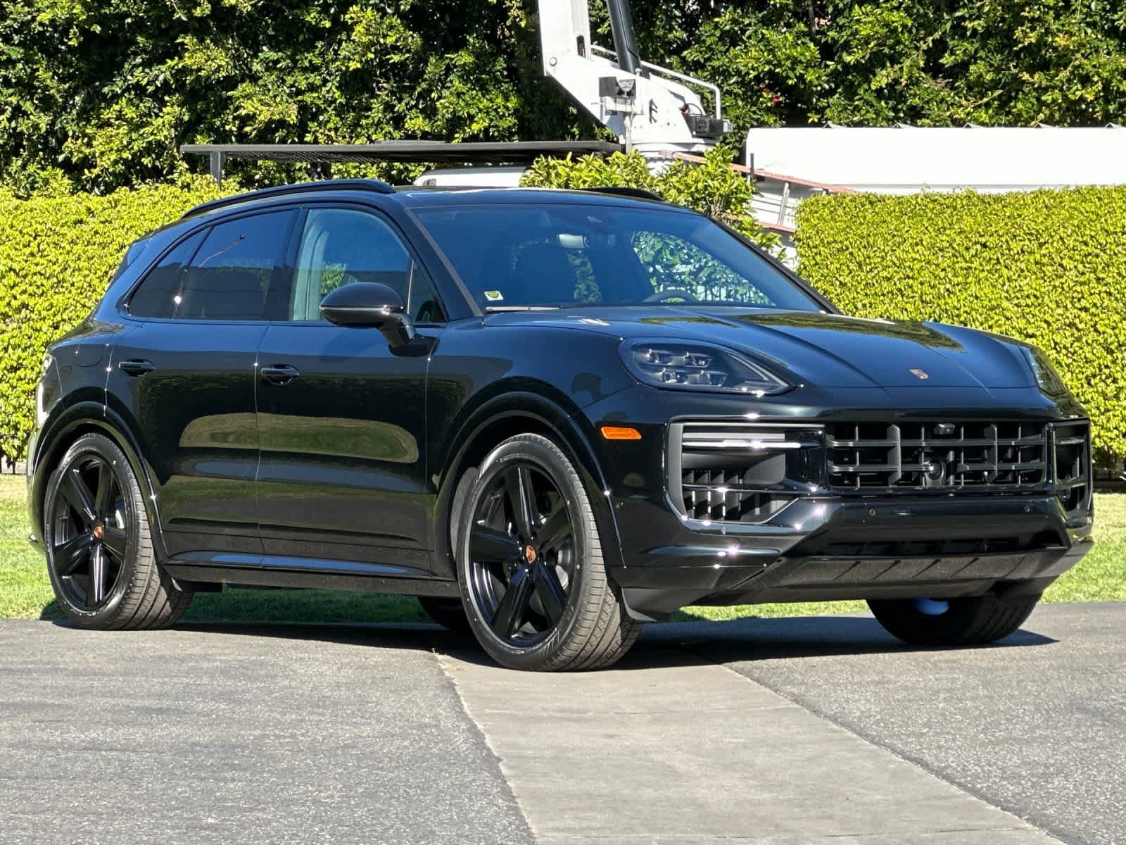 New 2026 Porsche Cayenne GTS AWD/4WD image 10
