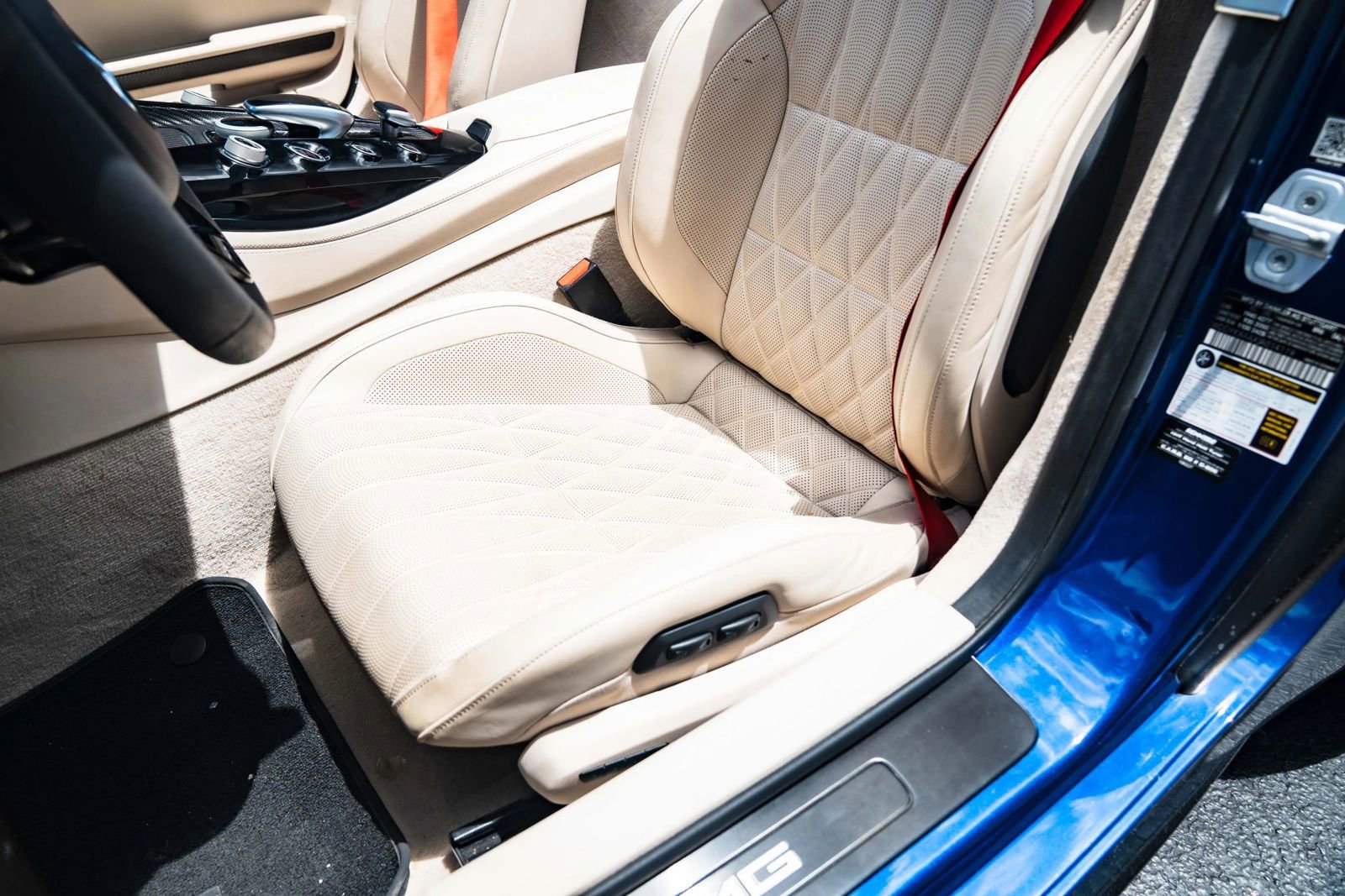 Used 2018 Mercedes-Benz AMG GT C image 18