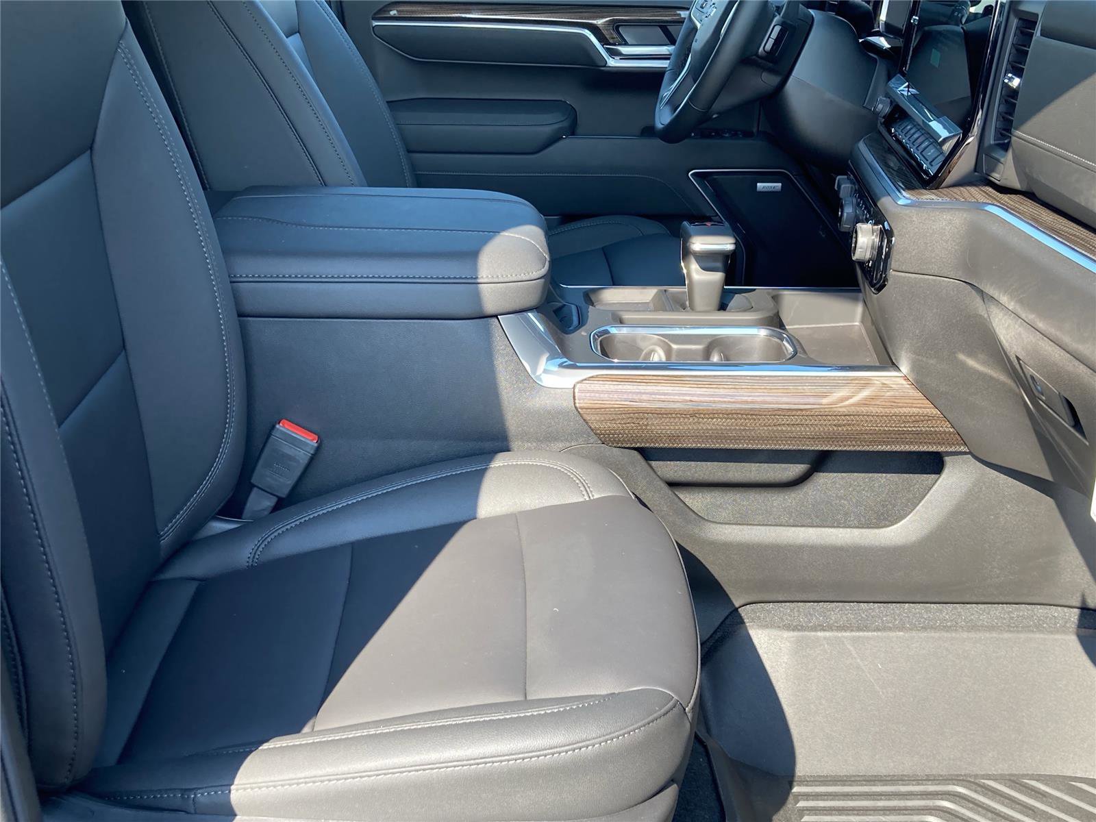 New 2026 Chevrolet Silverado 1500 RST image 34