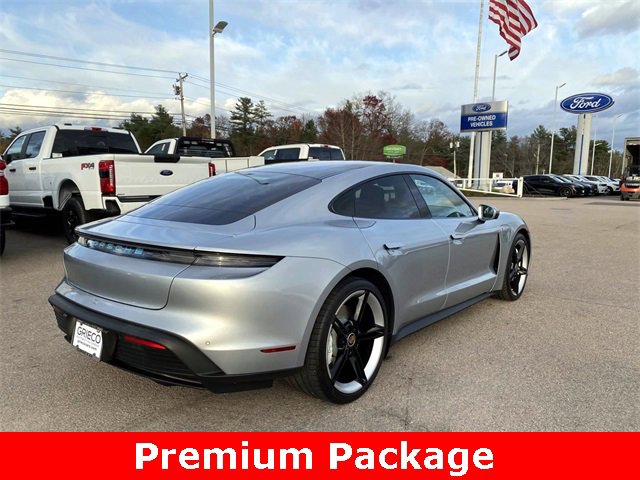 Used 2024 Porsche Taycan image 3