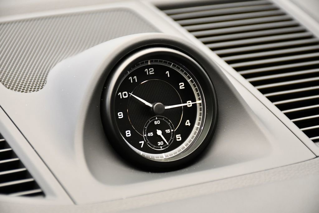 Certified 2025 Porsche Macan Turbo image 21