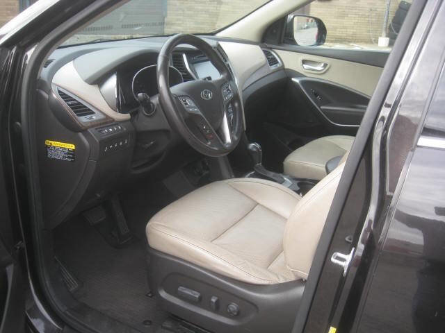 Used 2017 Hyundai Santa Fe AWD w/ SE Ultimate Tech Package 03 image 18