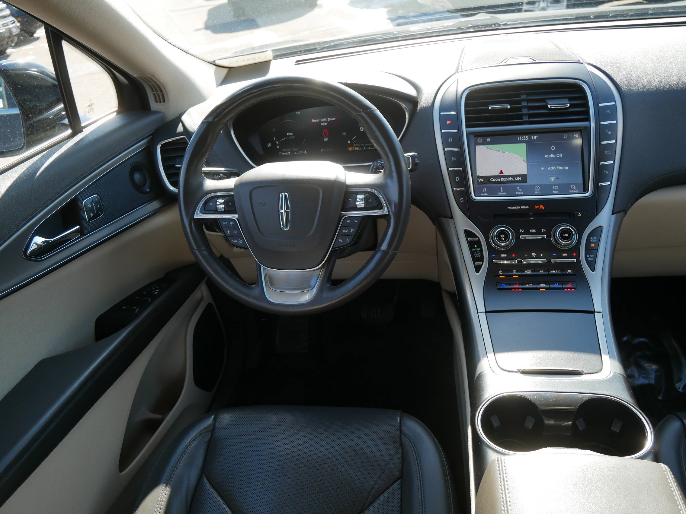 Used 2020 Lincoln Nautilus Reserve w/ Equipment Group 201A image 9