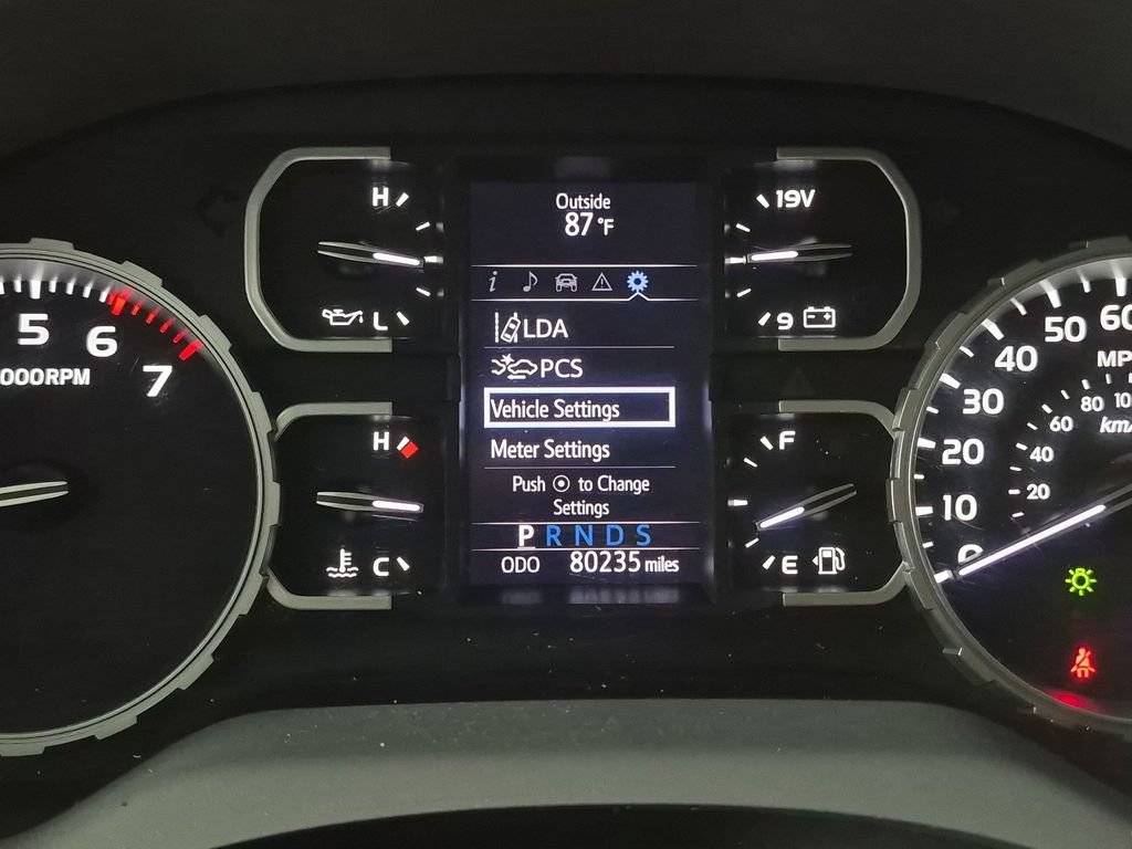 Used 2020 Toyota Tundra SR5 w/ SR5 Upgrade Package RWD image 23