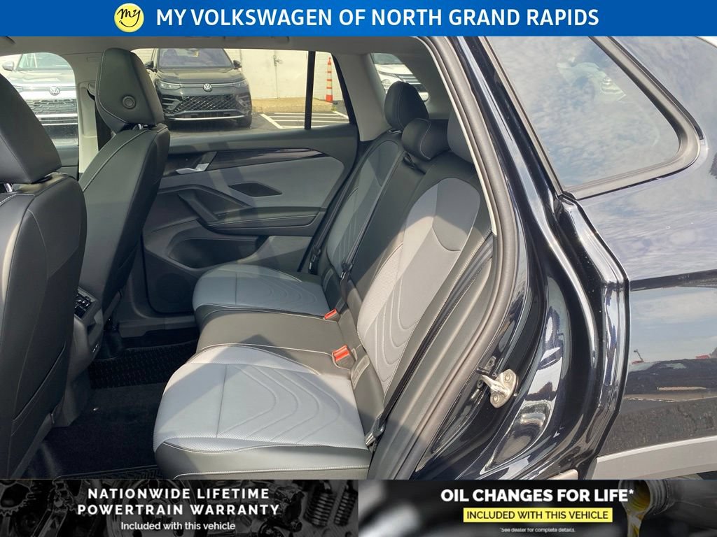 New 2026 Volkswagen Tiguan SE AWD/4WD image 15