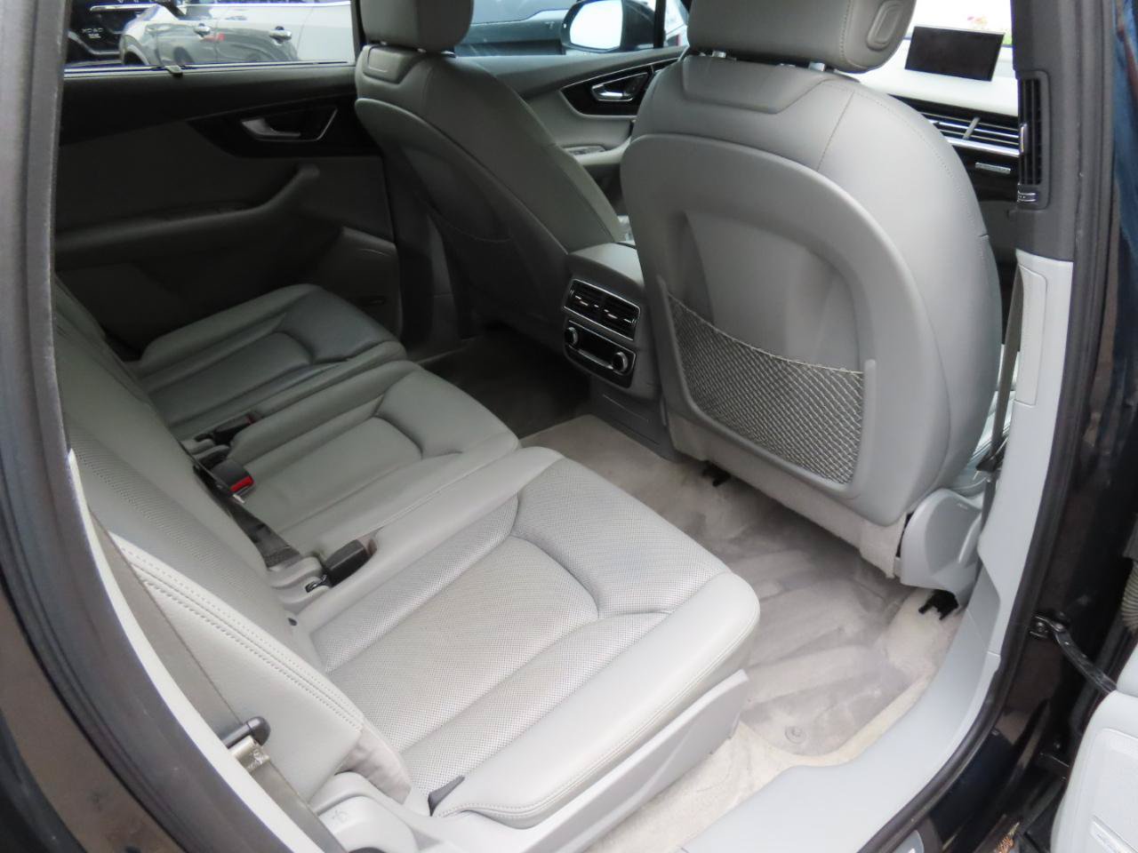 Used 2017 Audi Q7 3.0T Premium Plus AWD/4WD image 20