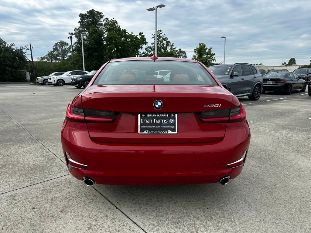 Used 2019 BMW 330i Sedan w/ Luxury Package image 8