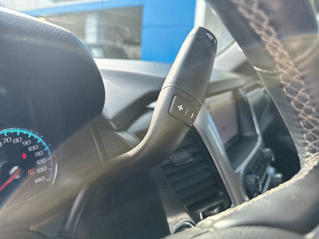 Used 2017 Chevrolet Suburban Premier image 30