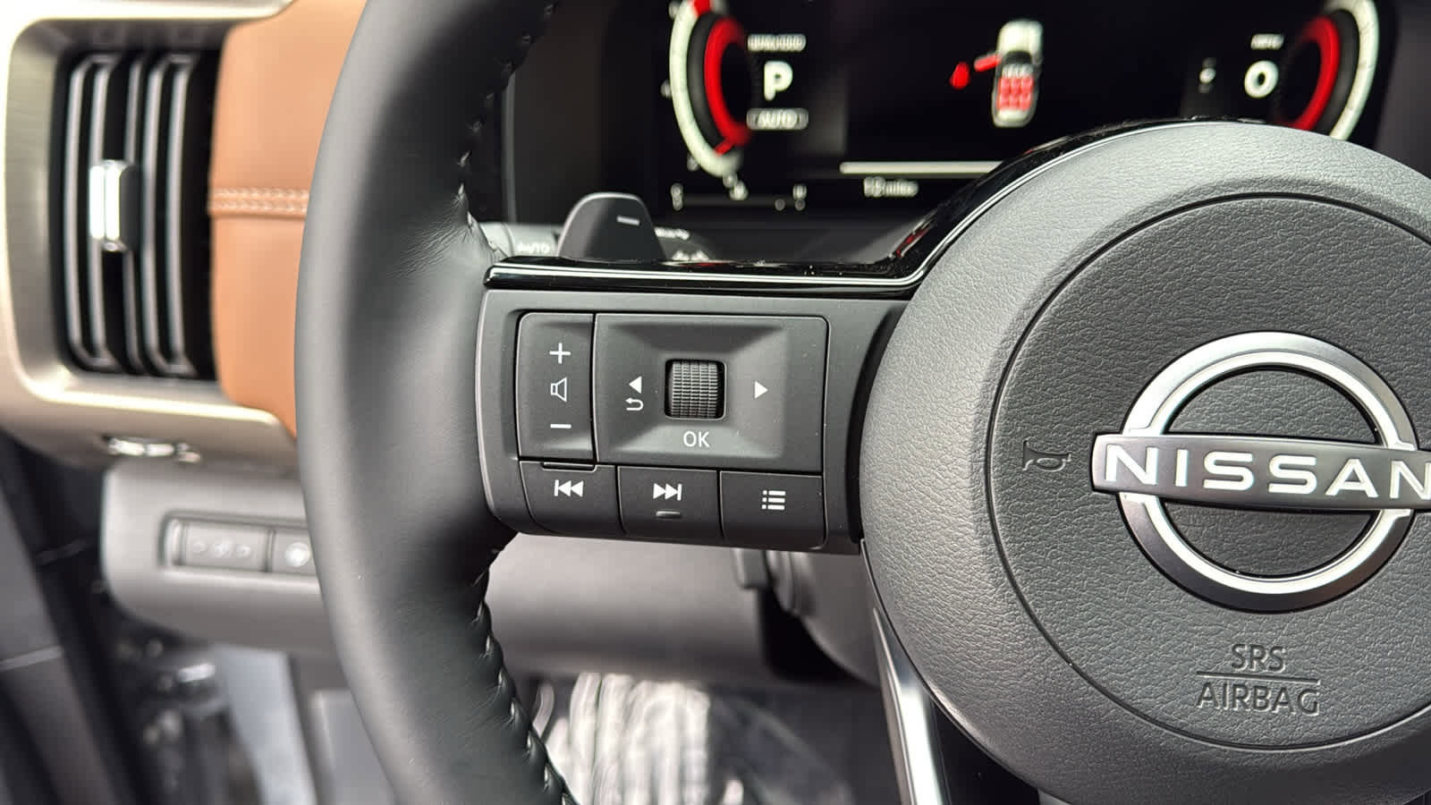 New 2025 Nissan Pathfinder Platinum w/ Cargo Package image 29