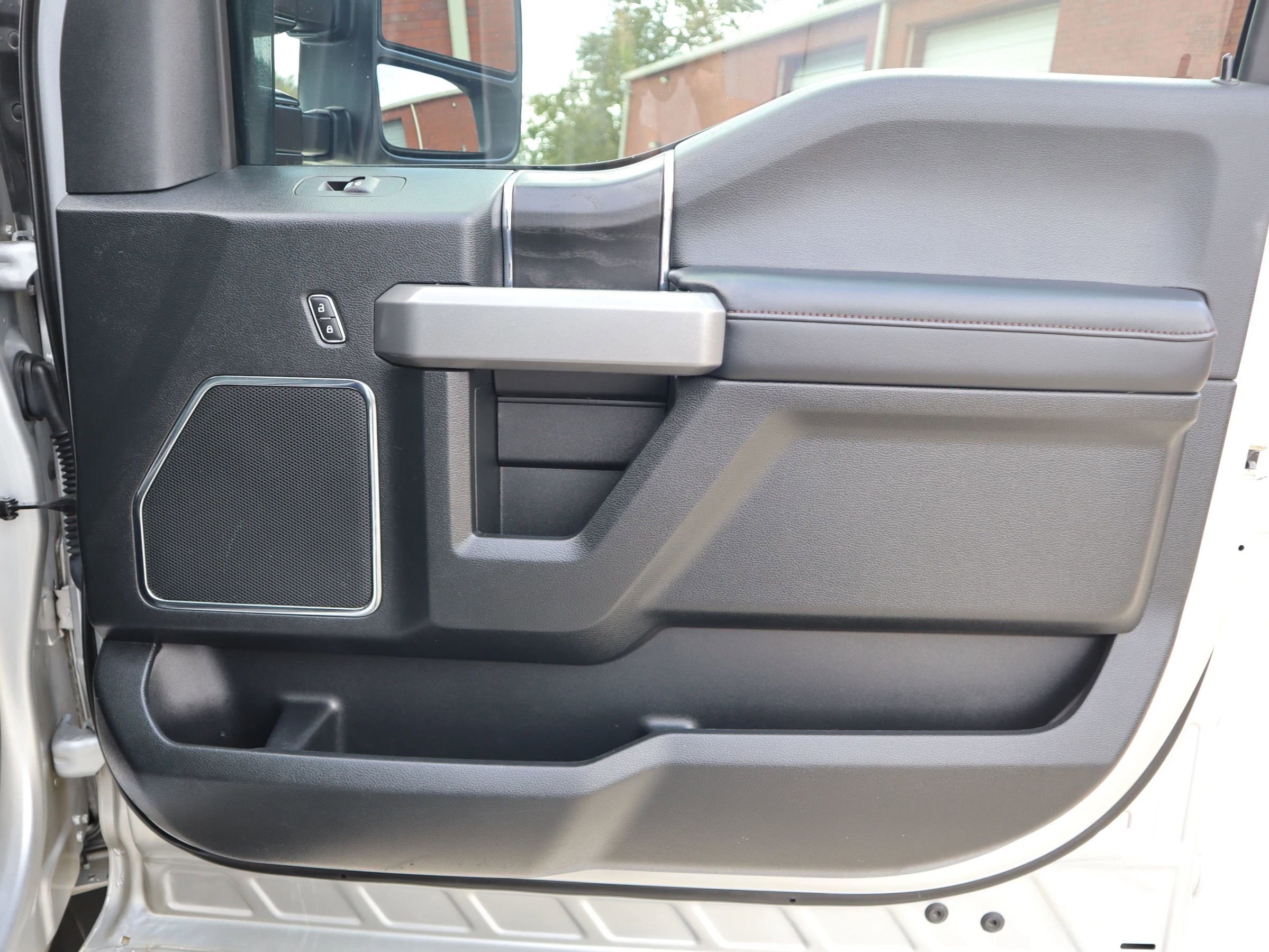 Used 2019 Ford F450 Platinum image 34