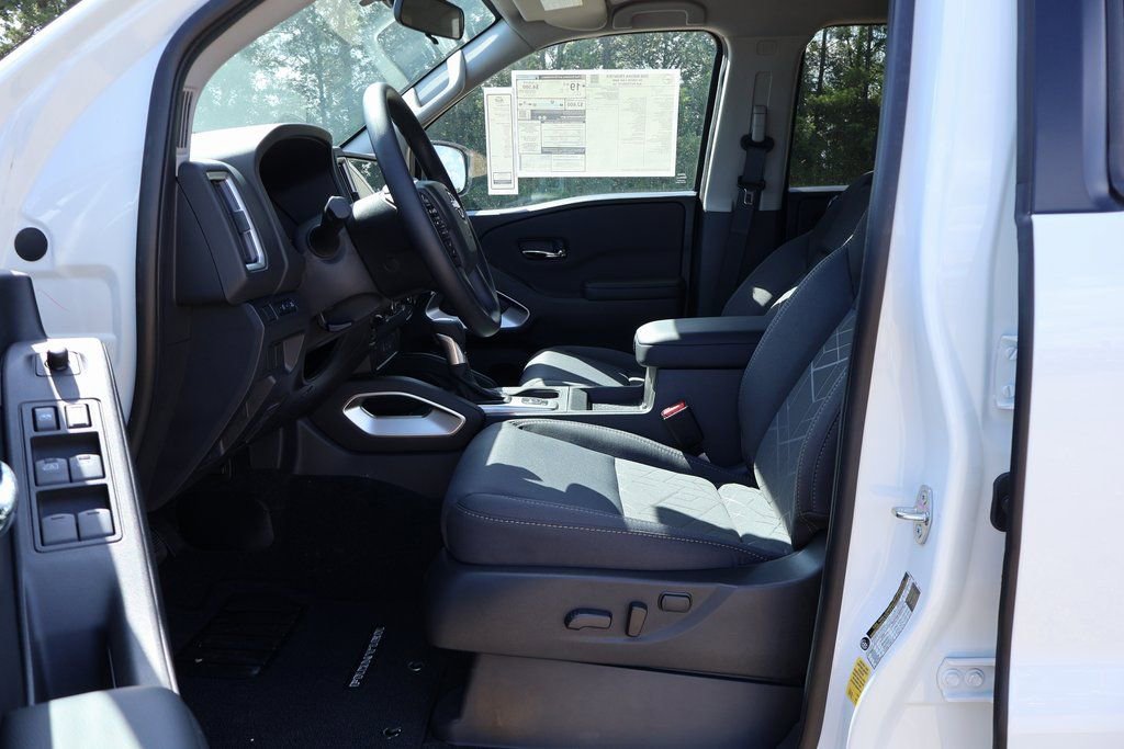 New 2026 Nissan Frontier SV w/ Tow Package image 7