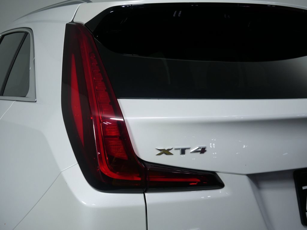 Used 2019 Cadillac XT4 Premium Luxury w/ Enhanced Visibility Package AWD/4WD image 12