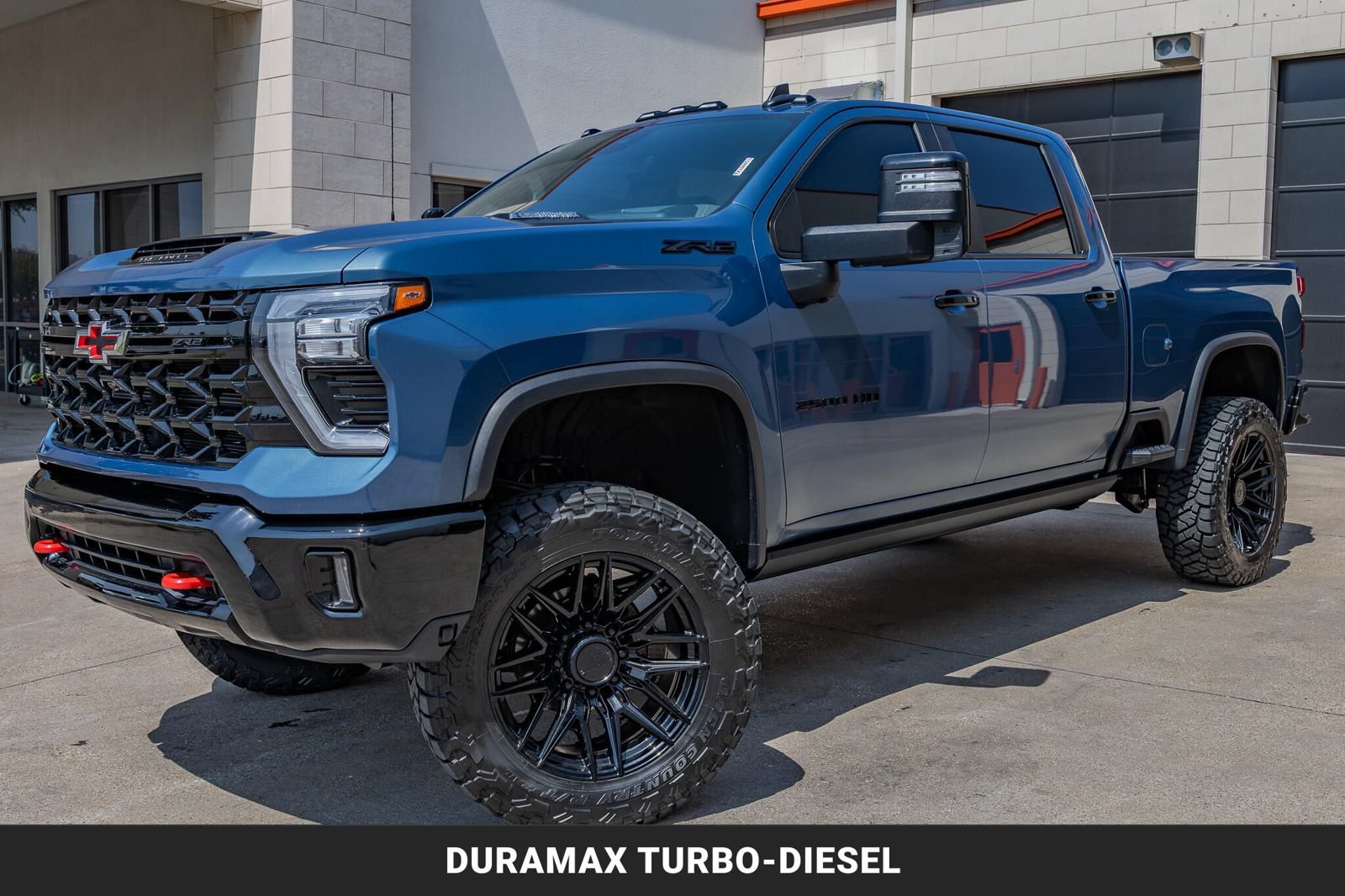 Used 2024 Chevrolet Silverado 2500 ZR2 w/ Technology Package AWD/4WD image 5