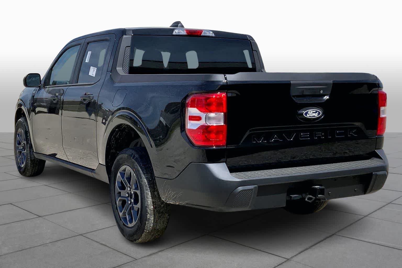New 2026 Ford Maverick XLT FWD image 8