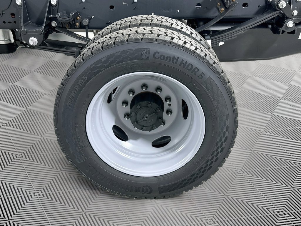 New 2026 Ford F450 XL AWD/4WD image 18