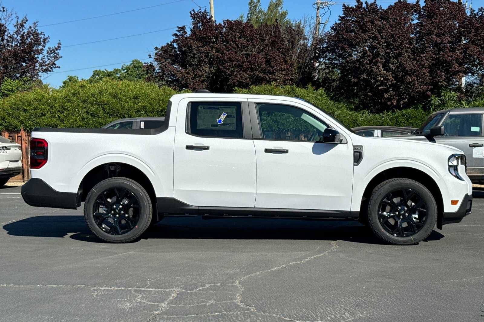 New 2026 Ford Maverick XLT w/ XLT Luxury Package AWD/4WD image 3