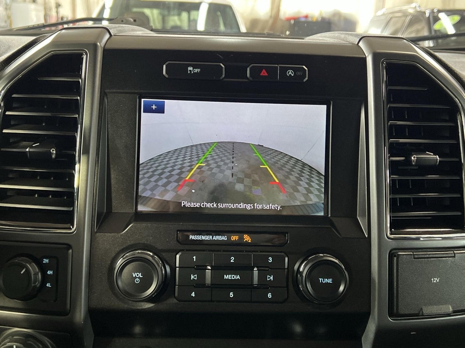 Used 2019 Ford F150 XLT w/ Max Trailer Tow Package image 19