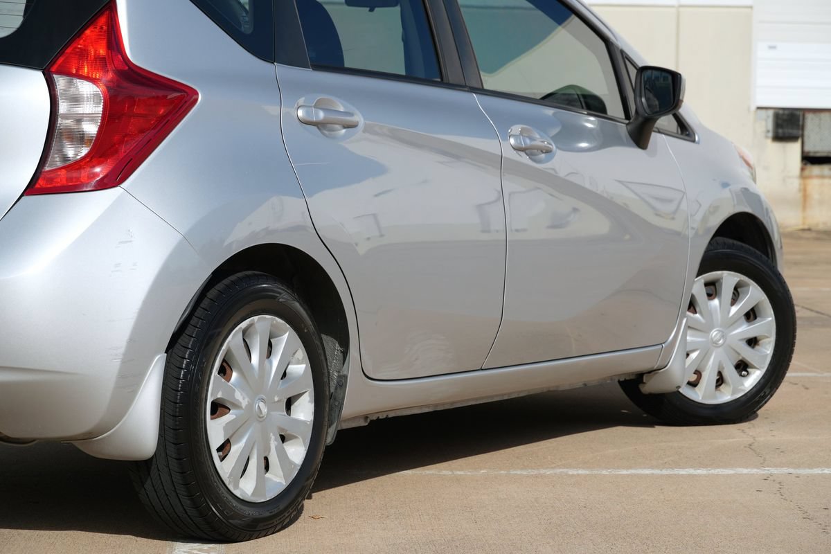 Used 2015 Nissan Versa Note SV FWD image 34