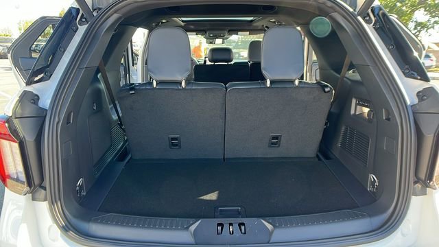 New 2026 Ford Explorer ST w/ Sun And Sound Package image 12