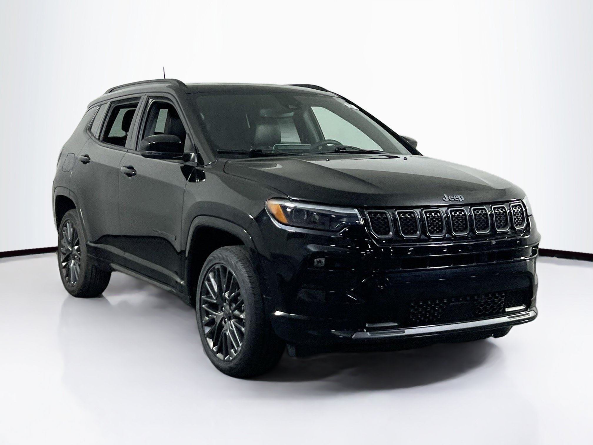 Used 2023 Jeep Compass High Altitude AWD/4WD image 3