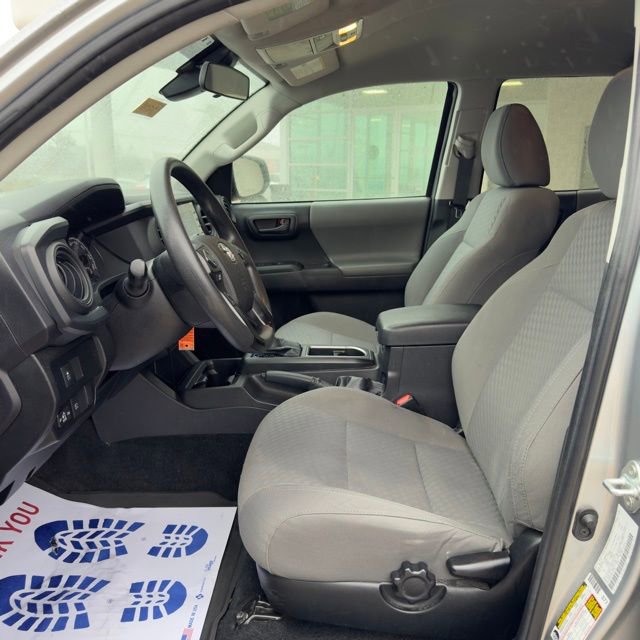 Used 2022 Toyota Tacoma SR image 10