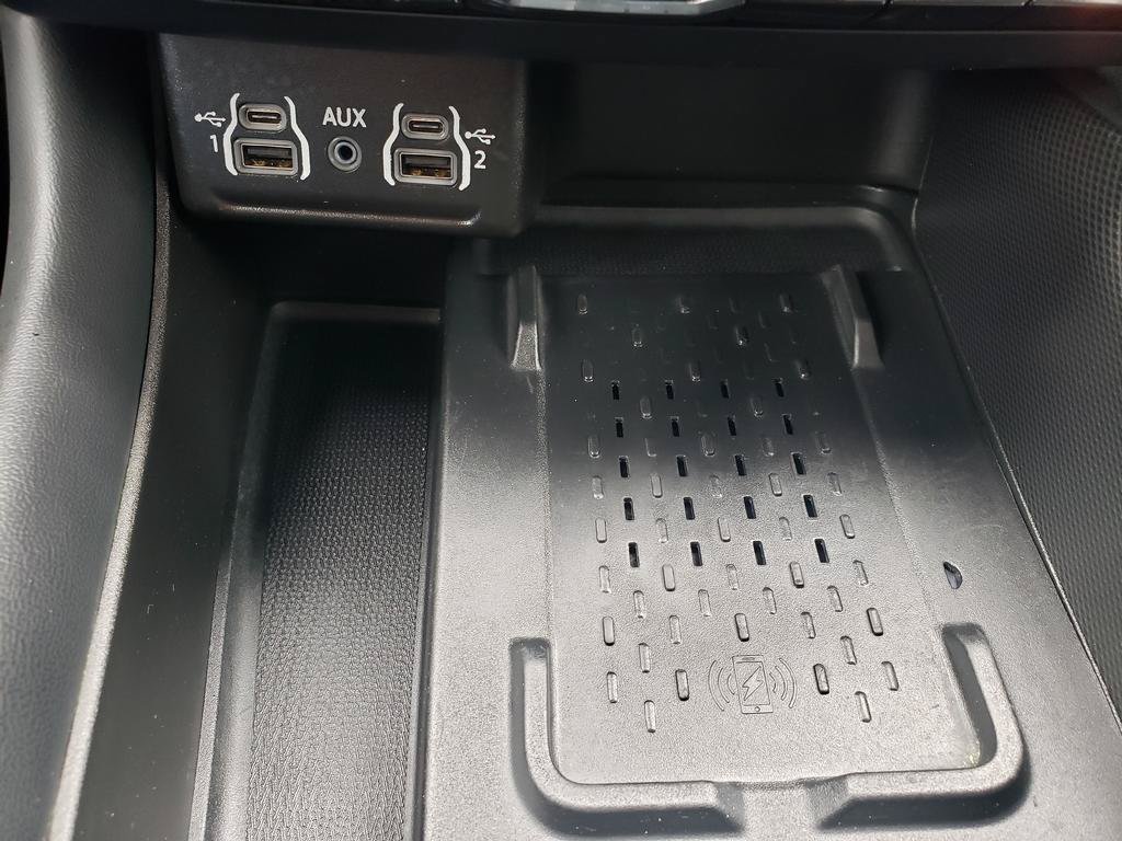 Used 2025 Dodge Durango GT AWD/4WD image 19