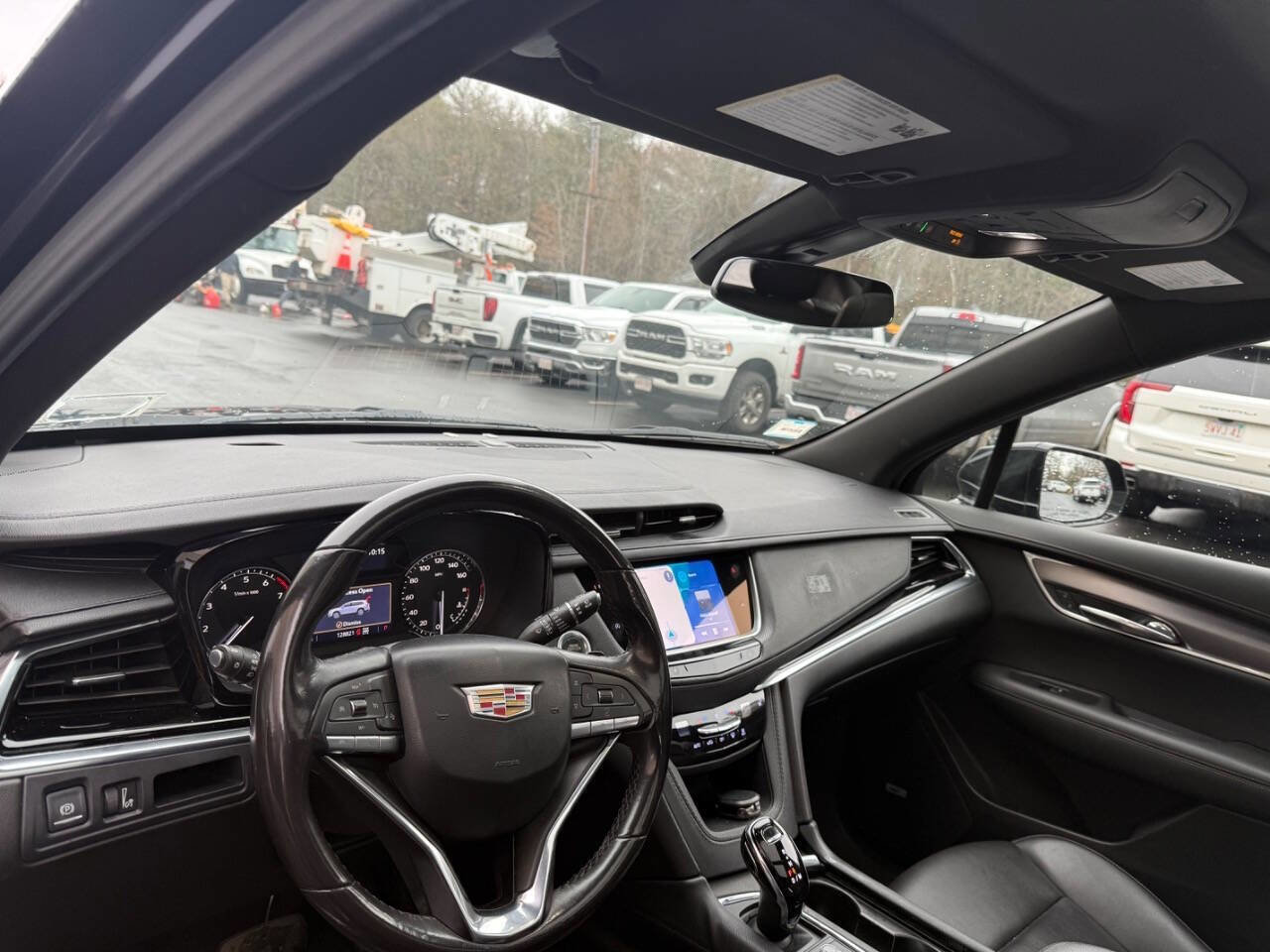 Used 2023 Cadillac XT6 Luxury image 14