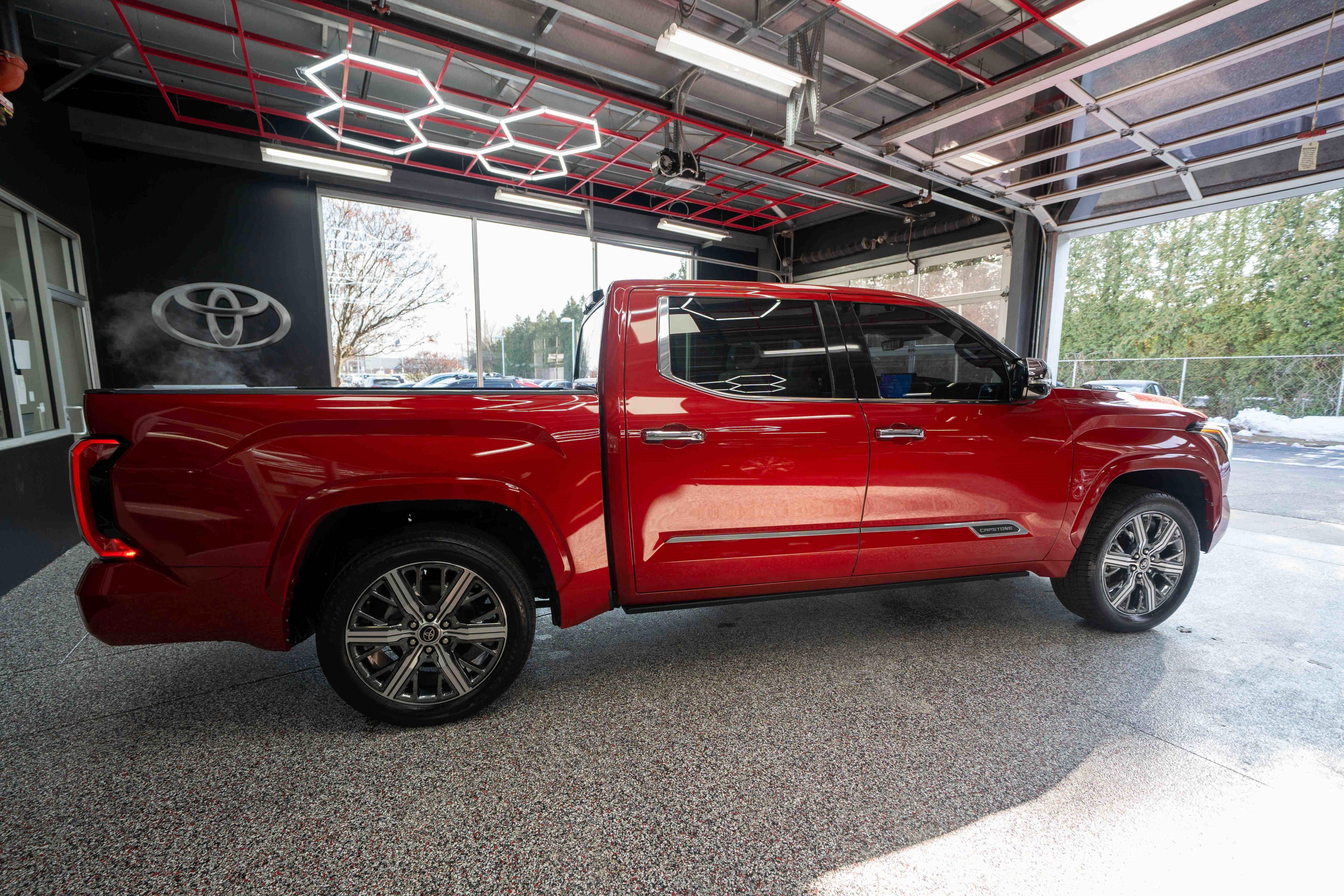 Used 2022 Toyota Tundra Capstone image 4